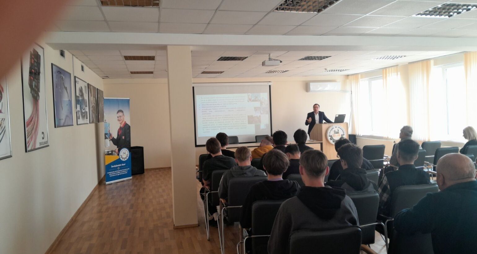 Decada „Memoriei și Recunoștinței” la Colegiul de Inginerie din Strășeni