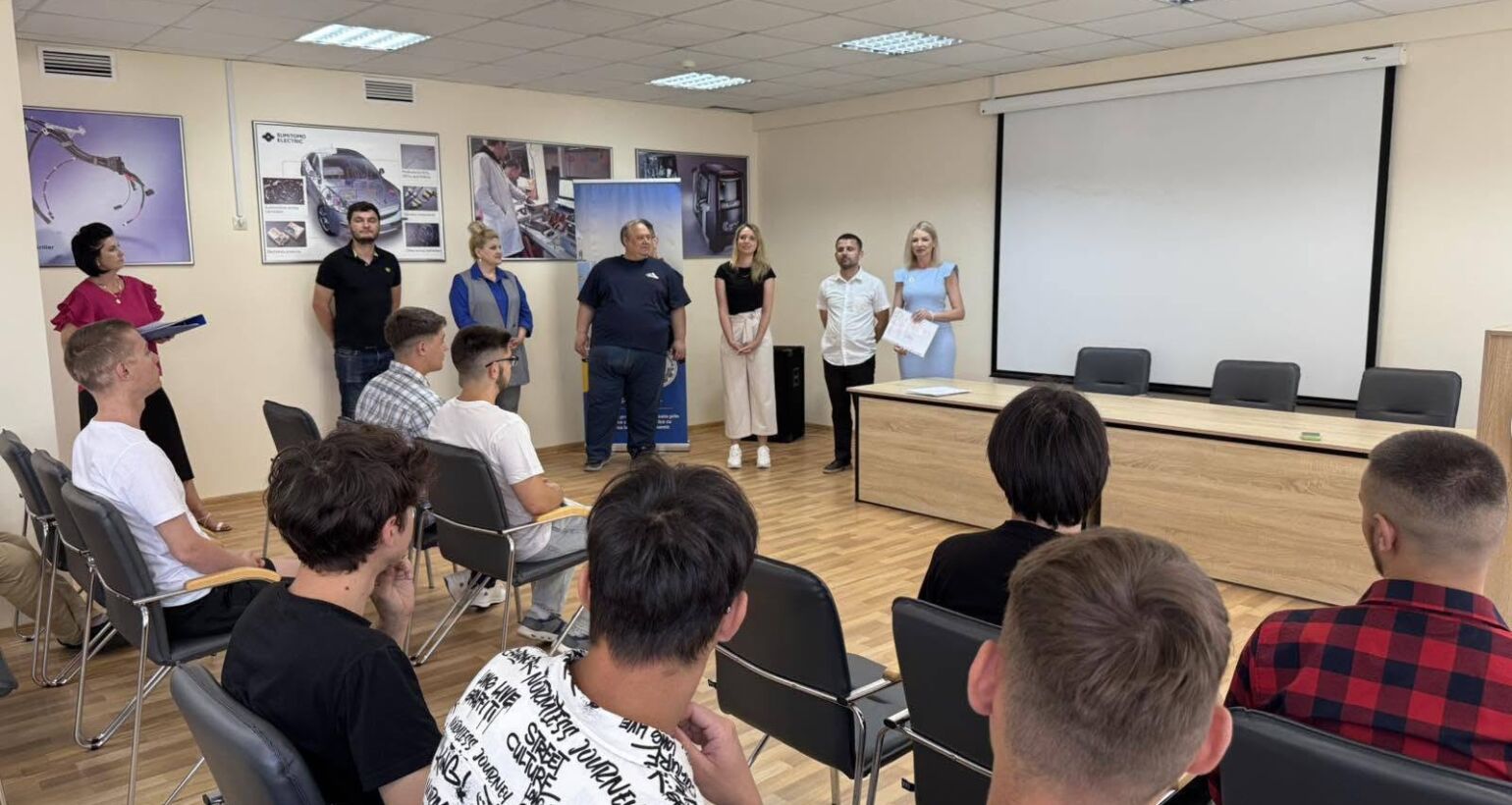 Un nou început pentru absolvenții Colegiului de Inginerie din Strășeni!